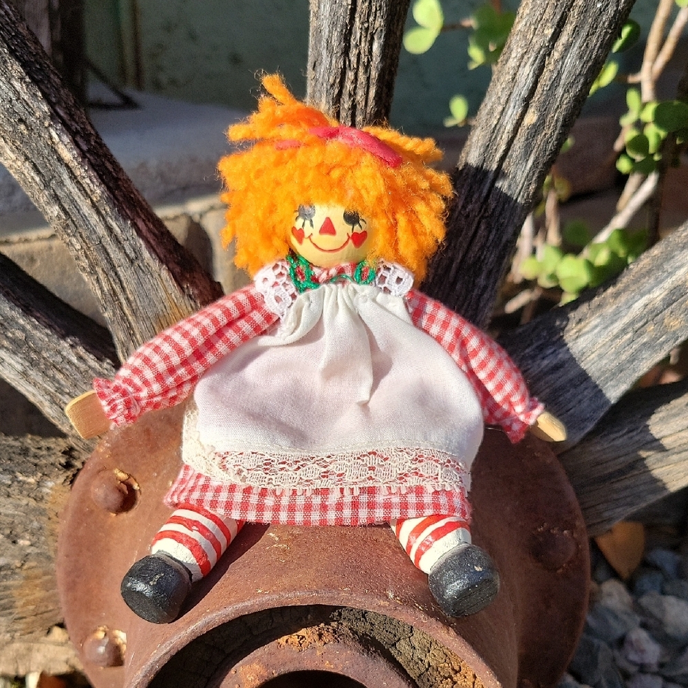 Handcrafted Raggedy Ann - Picture 4 of 10